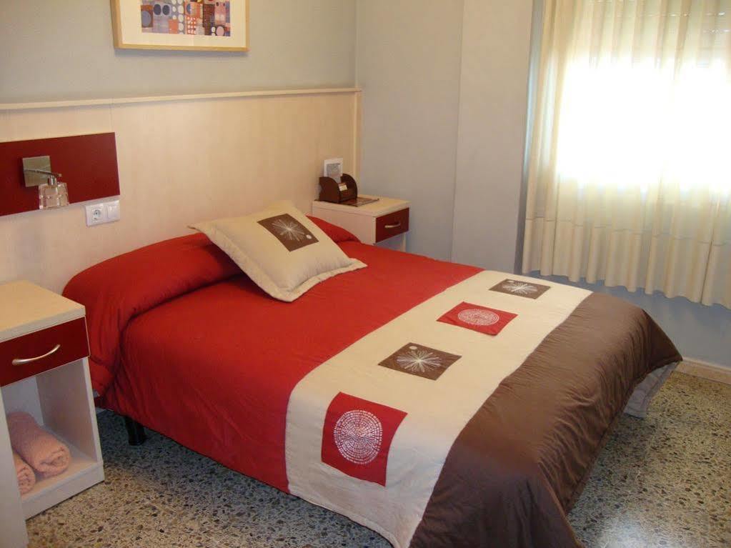 Hostal Μπαδαλόνα Εξωτερικό φωτογραφία